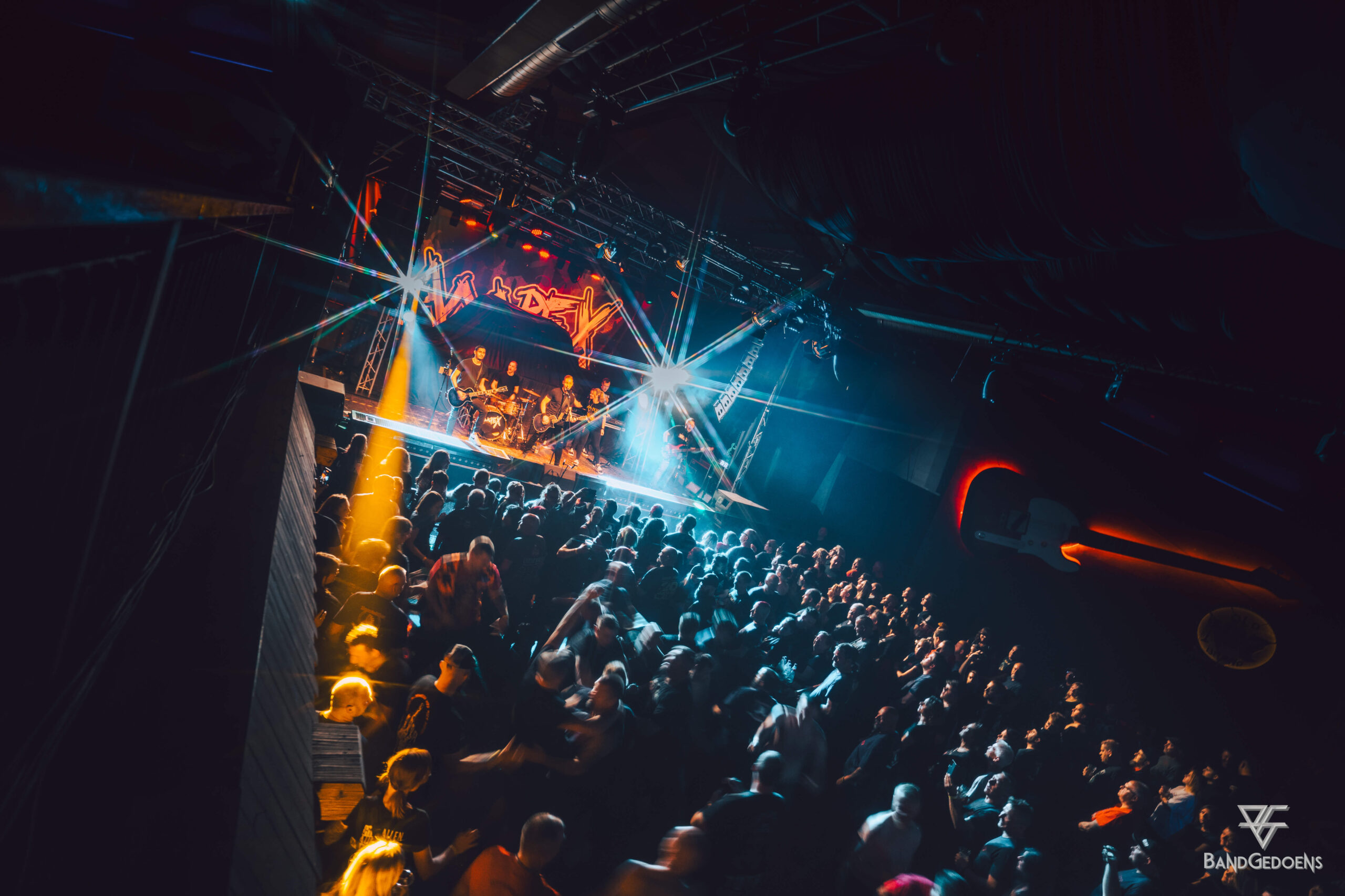 Szene vereint – Pre-Tour Show setzt erstes Ausrufezeichen!